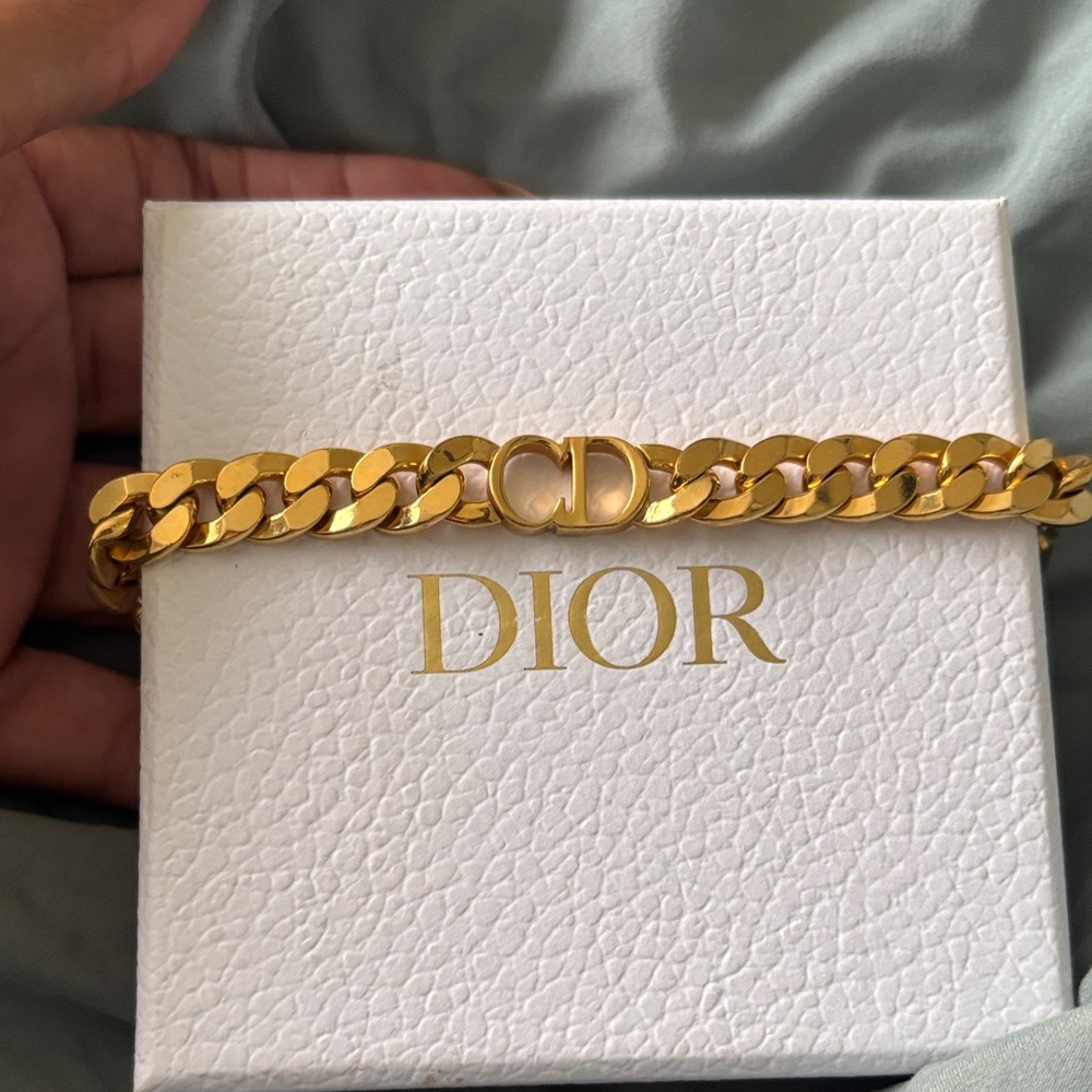 Dior Gold Chain Bracelet - Picture 4 of 4